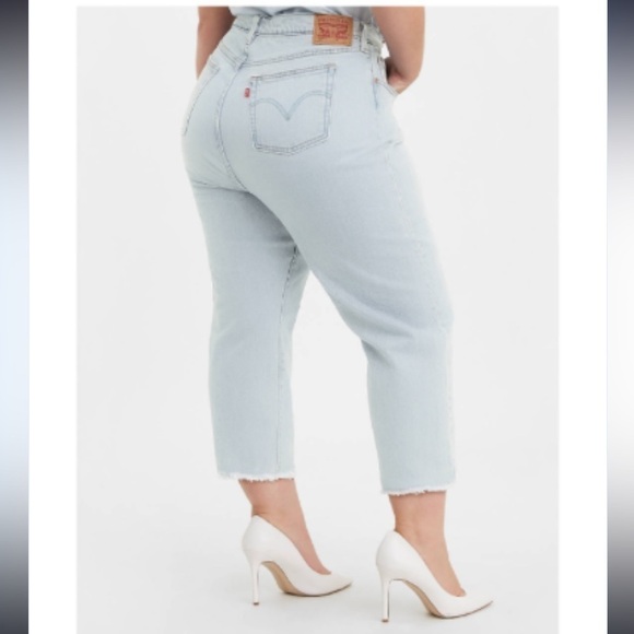 LEVI’S Cropped High Rise Straight Leg 501 Jean Size 26 NEW - Picture 1 of 14